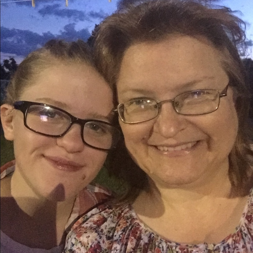 Meet your Posher, Ramona